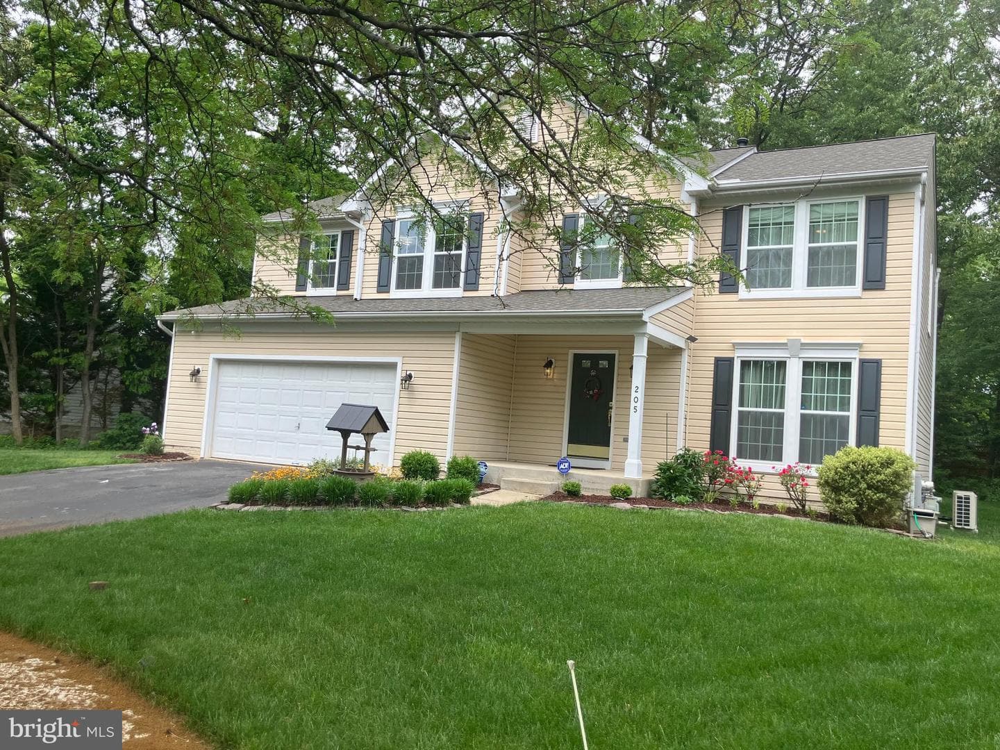 205 Foxridge Court photo 47