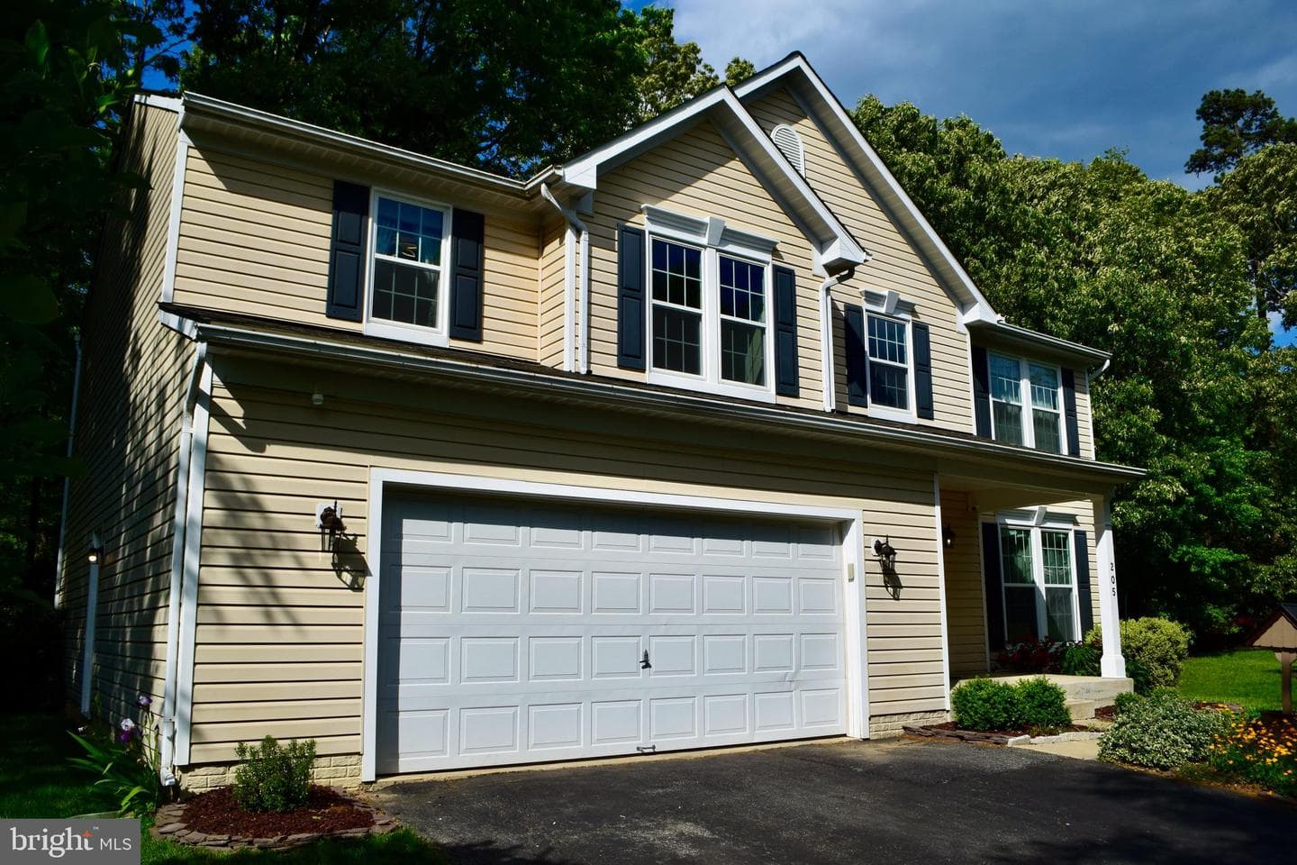 205 Foxridge Court photo 49