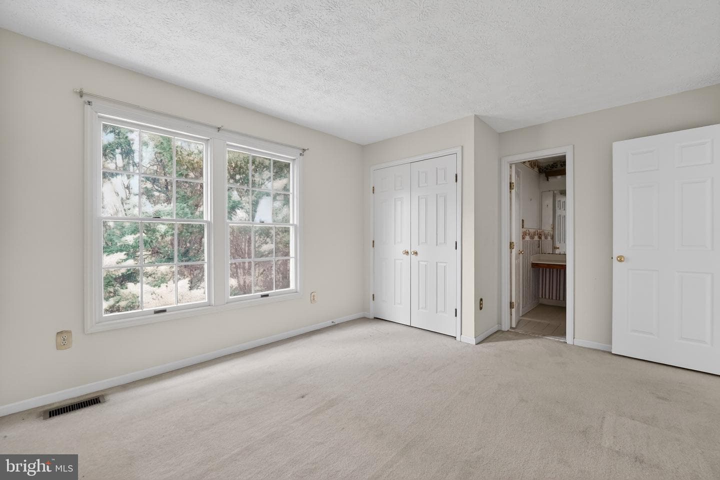 8204 Elkwood Court photo 18