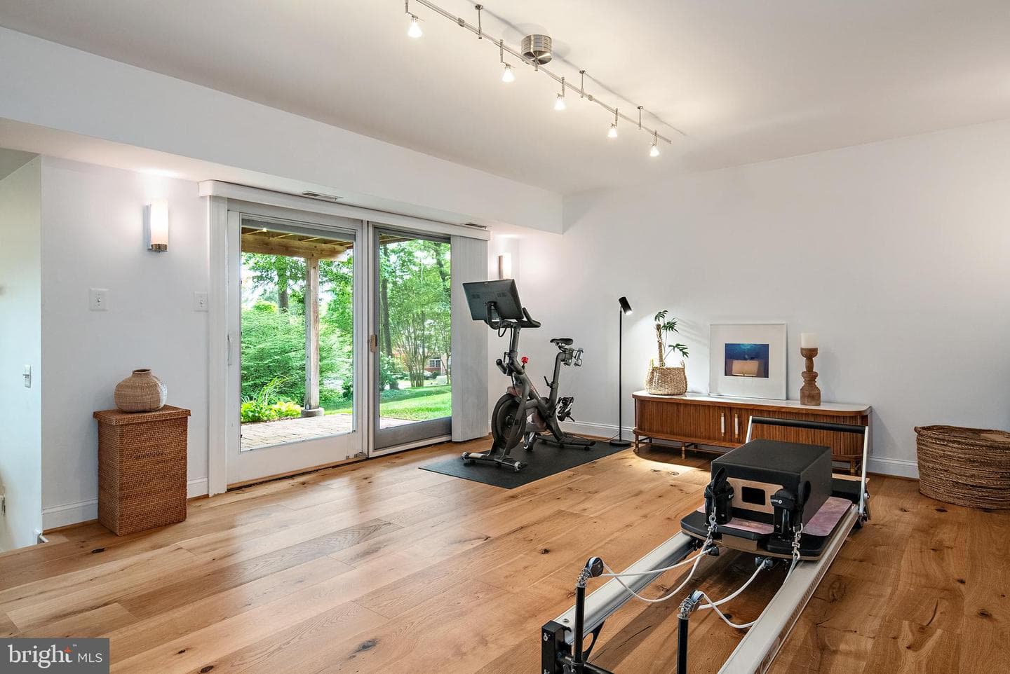 1010 S River Landing Road photo 35