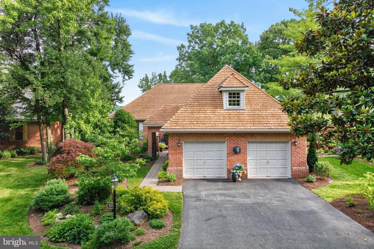 1010 S River Landing Road photo 47