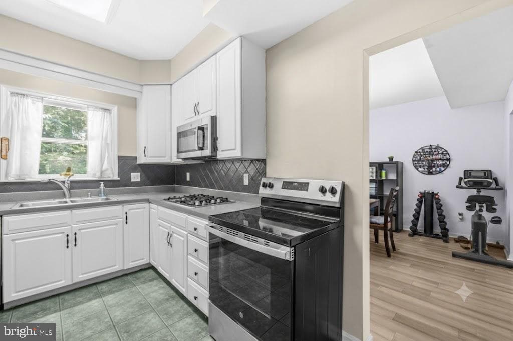 907 Golden Eye Court photo 16