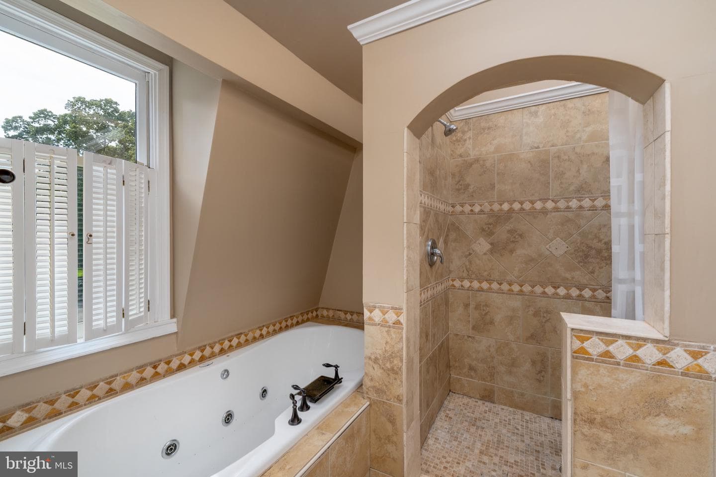 429 Fairtree Drive photo 22