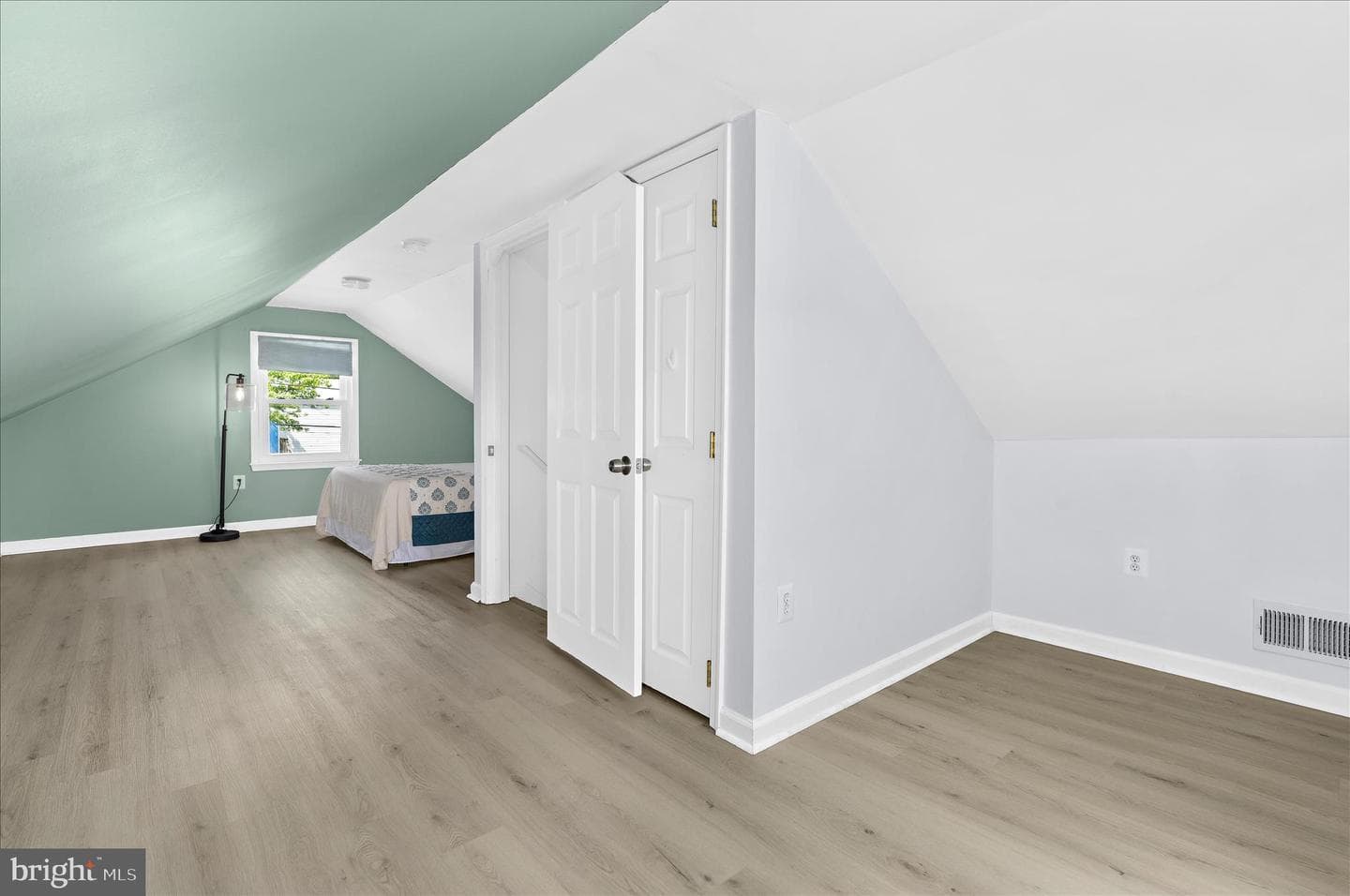 7825 Bridge Drive photo 31