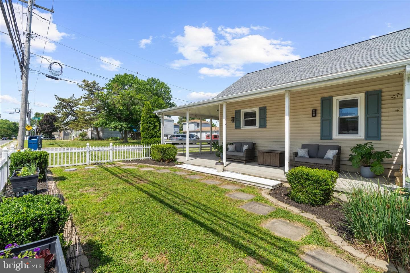 7825 Bridge Drive photo 38
