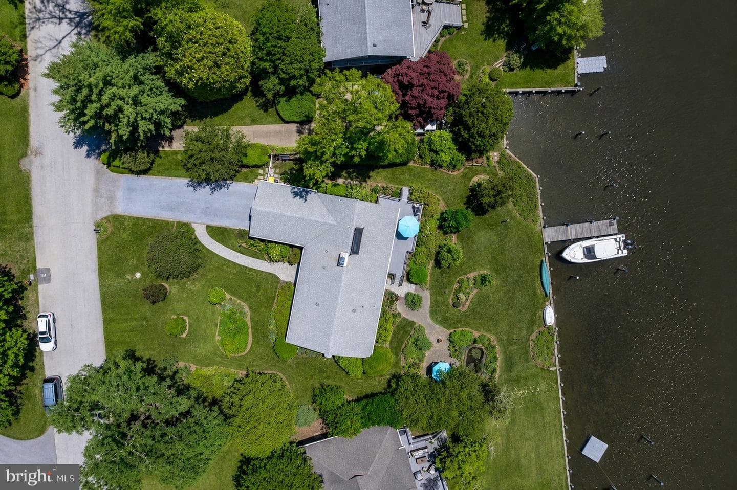 615 Canal Lane photo 3