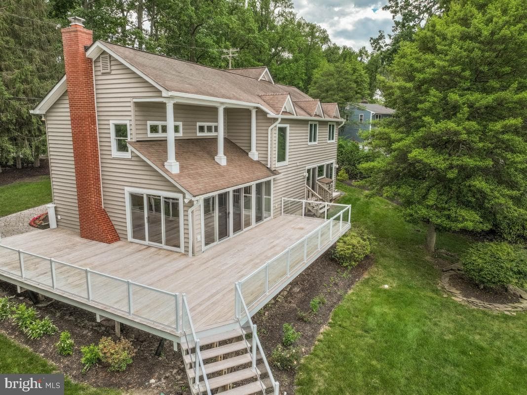 421 Edgewater Road photo 26