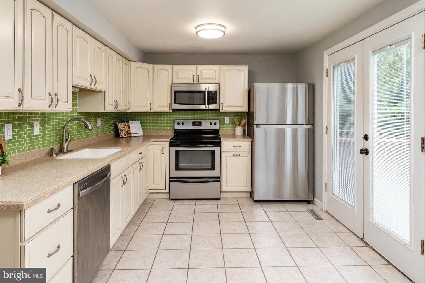254 Chalet Circle W photo 14