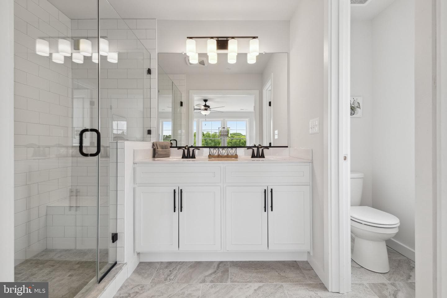 1003 Henry Avenue photo 11