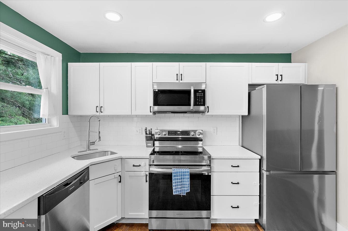 7816 Baltimore Annapolis Boulevard photo 14