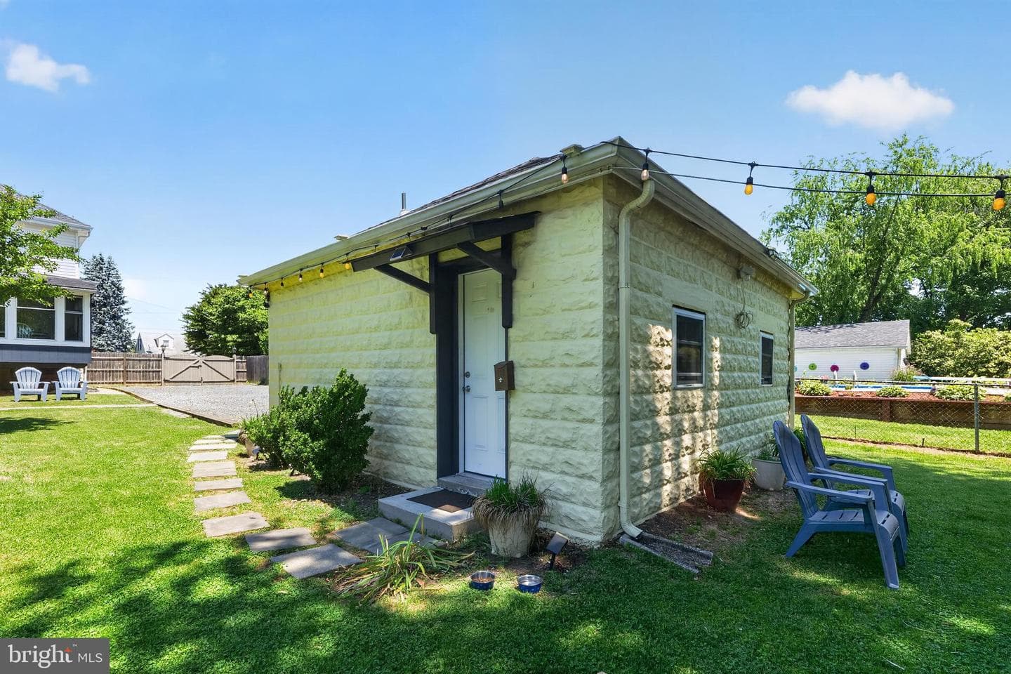 311 Townsend Avenue photo 29
