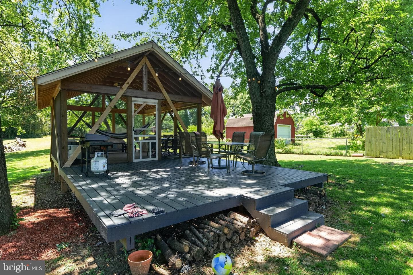 311 Townsend Avenue photo 31