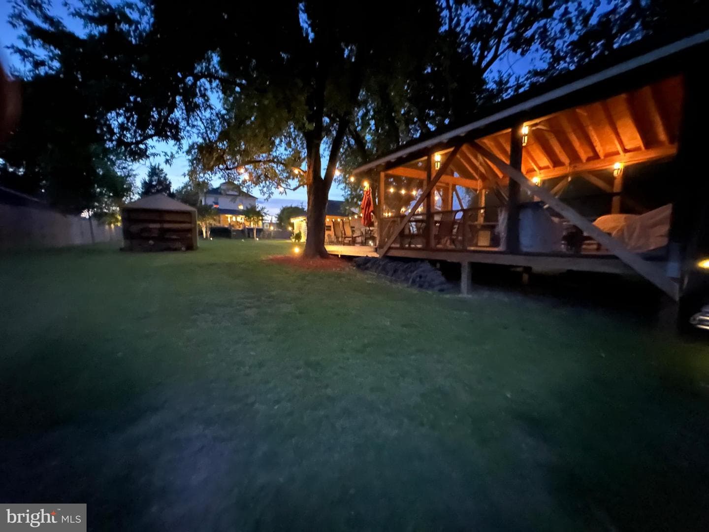 311 Townsend Avenue photo 40