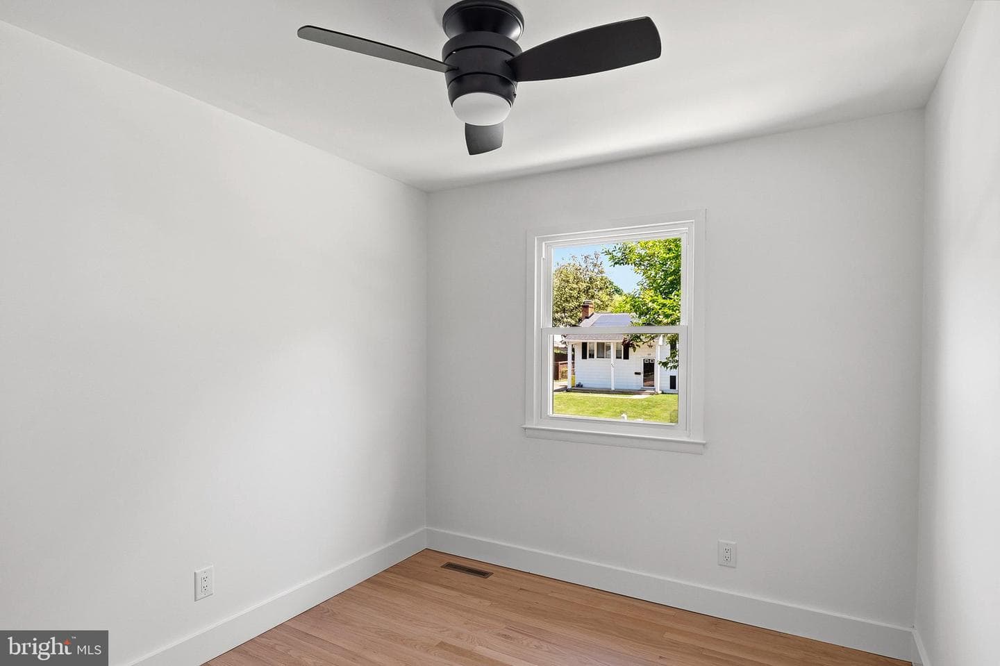 524 Patricia Court photo 24