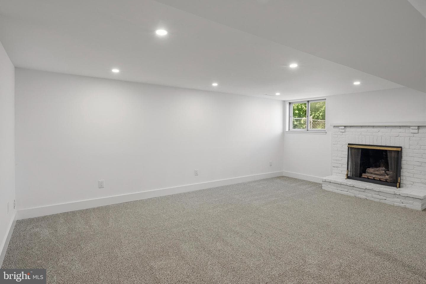 524 Patricia Court photo 33