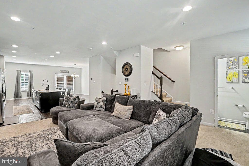8338 Kippis Road photo 5