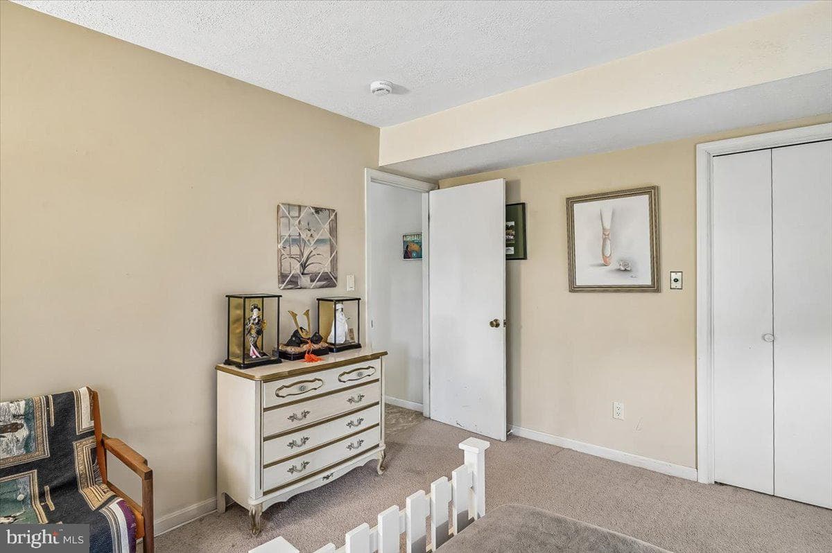 120 Kingswood Road photo 37