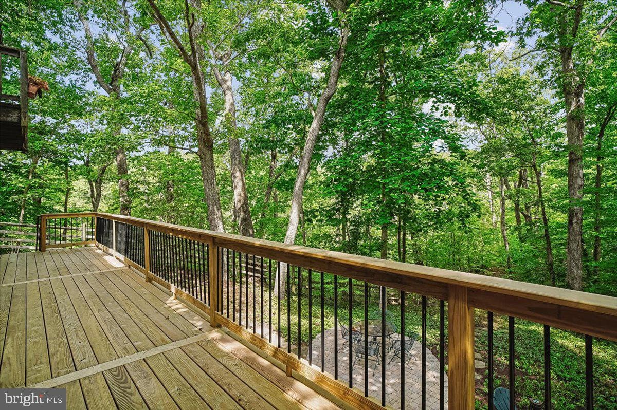 120 Kingswood Road photo 40