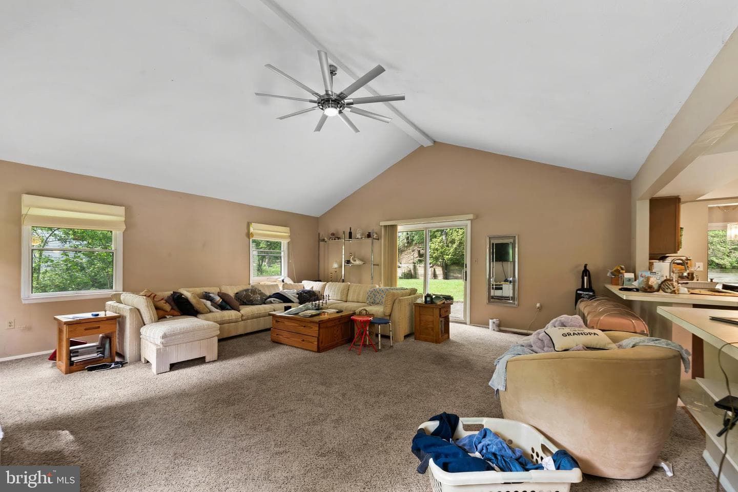 2178 Glenfield Road photo 8
