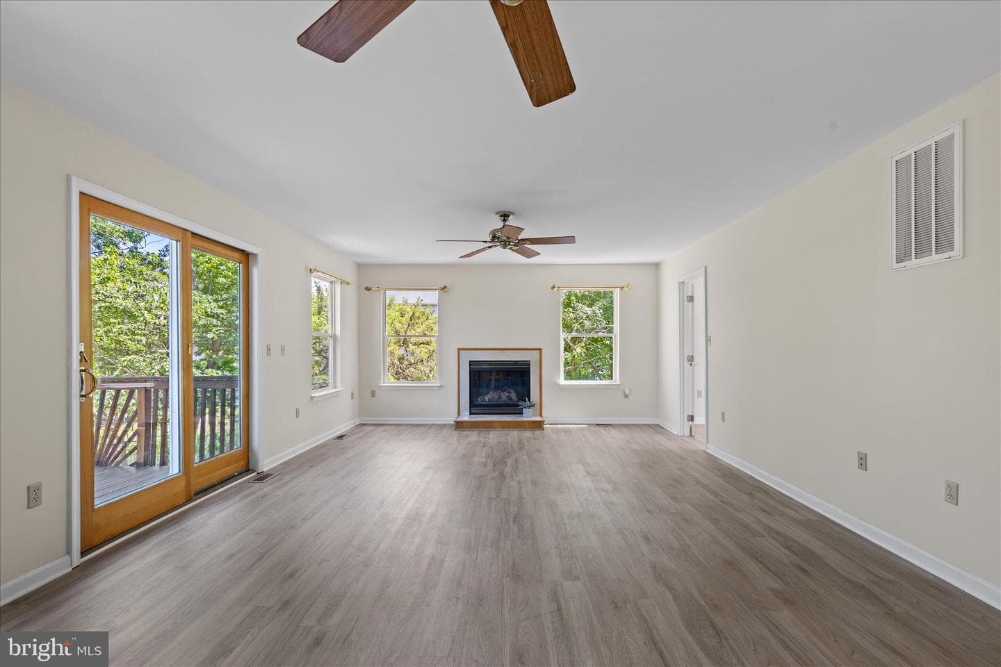 5523 Ilchester Street photo 20