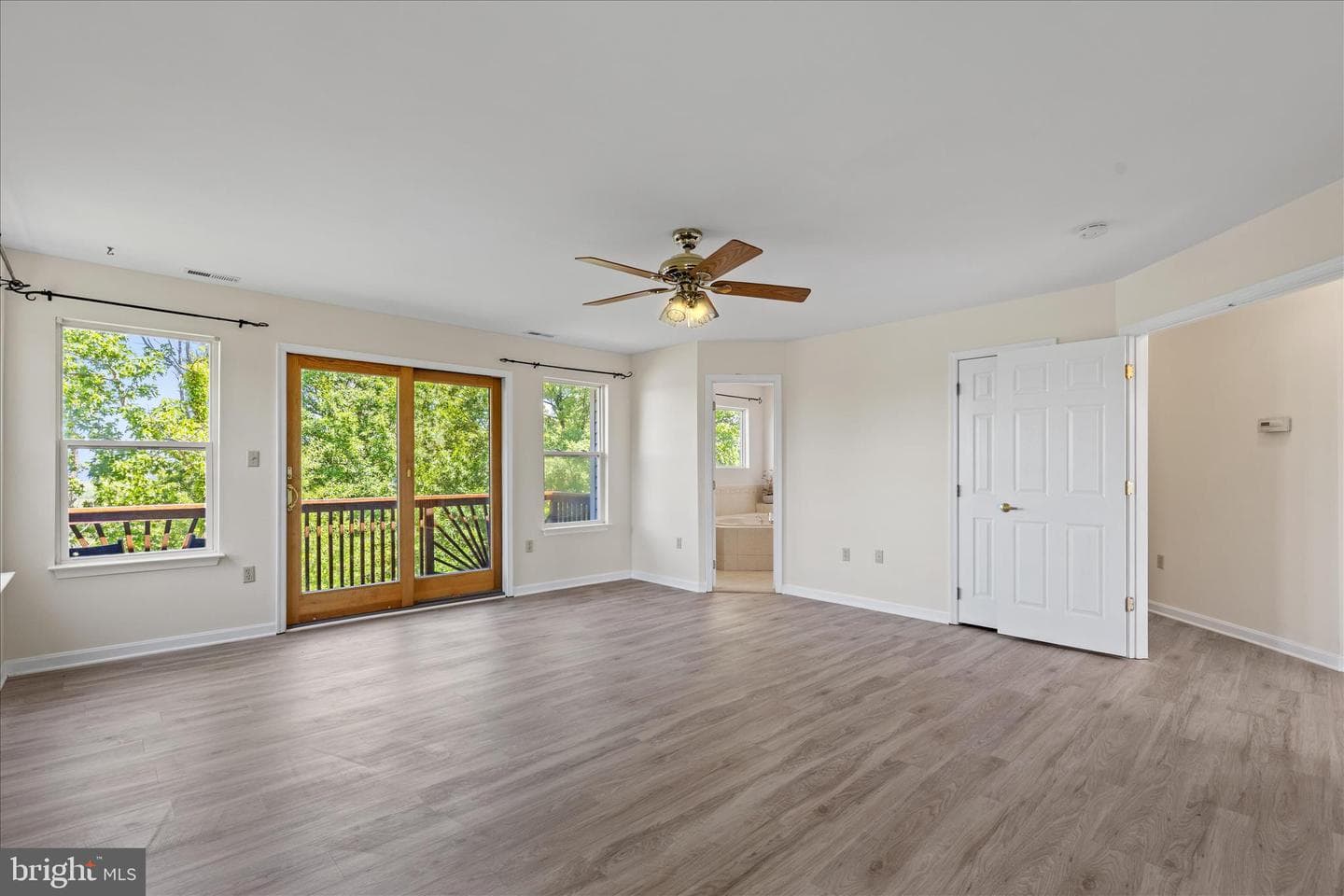 5523 Ilchester Street photo 33