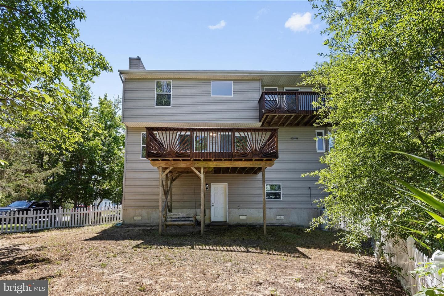 5523 Ilchester Street photo 52