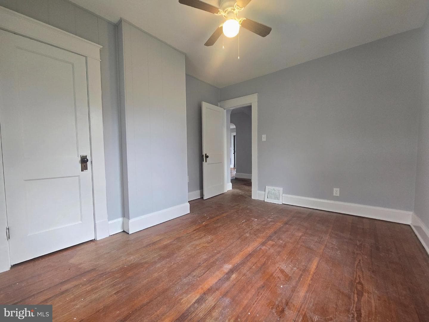 220 Meadow Road photo 10