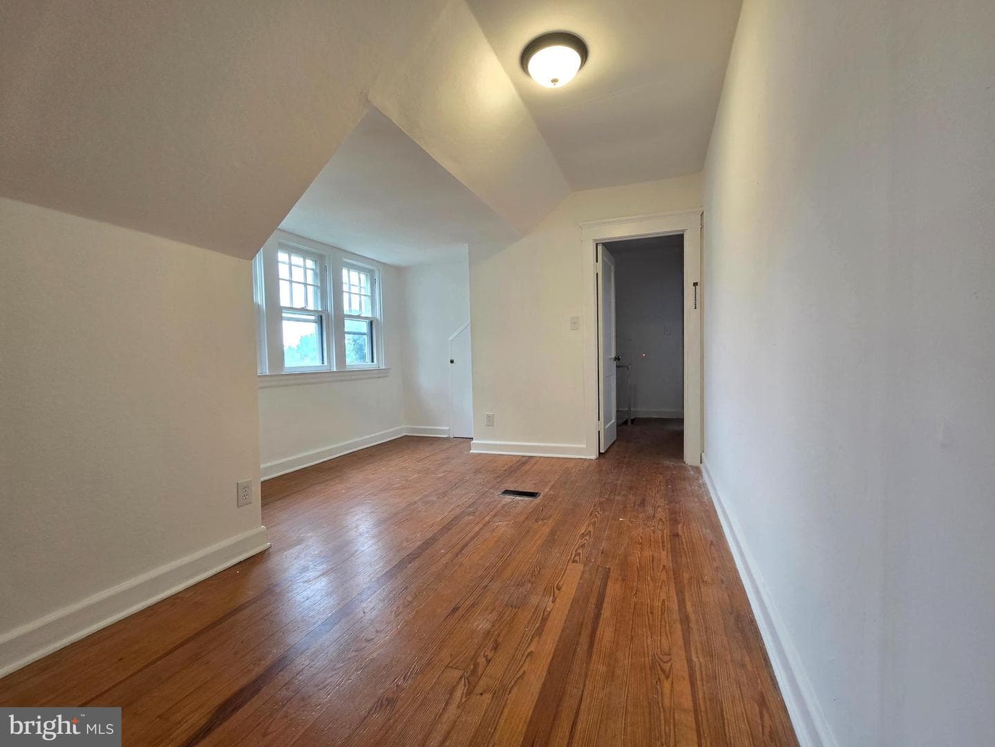 220 Meadow Road photo 26