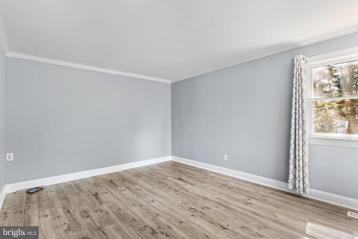 1075 Sun Valley Drive photo 32