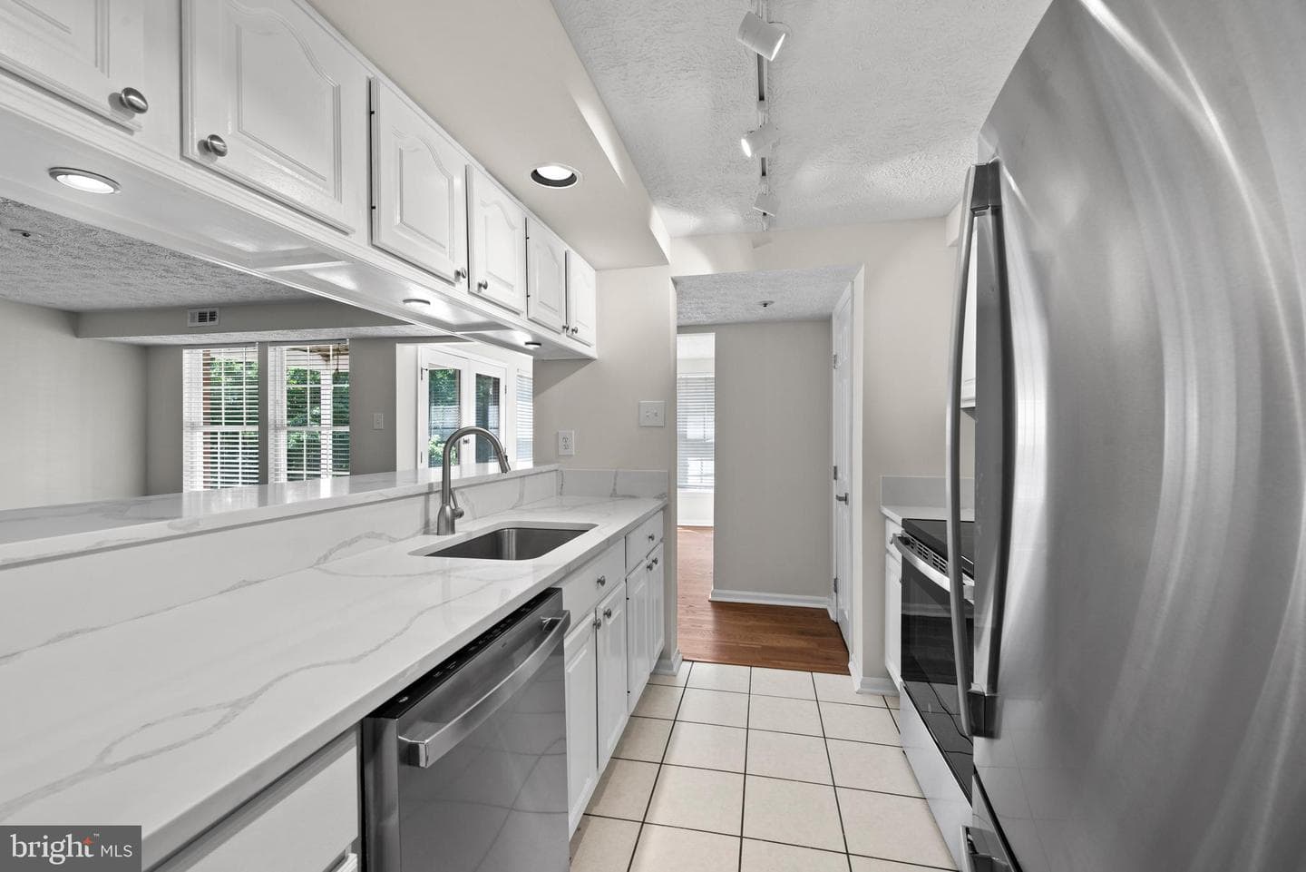 627 Deering Road #2b photo 3