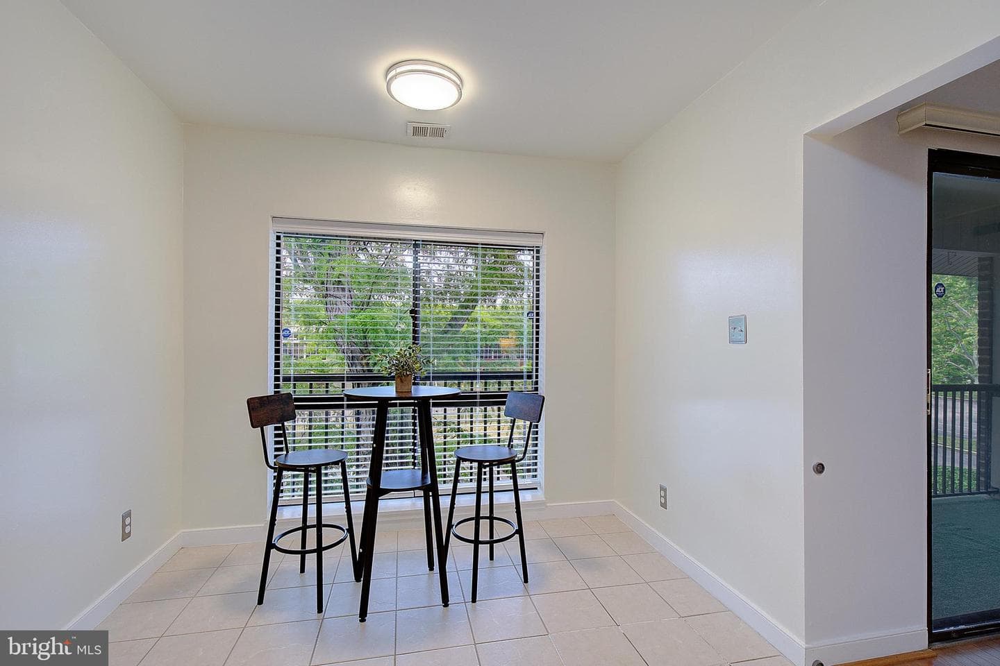 300 Hilltop Lane #i photo 15
