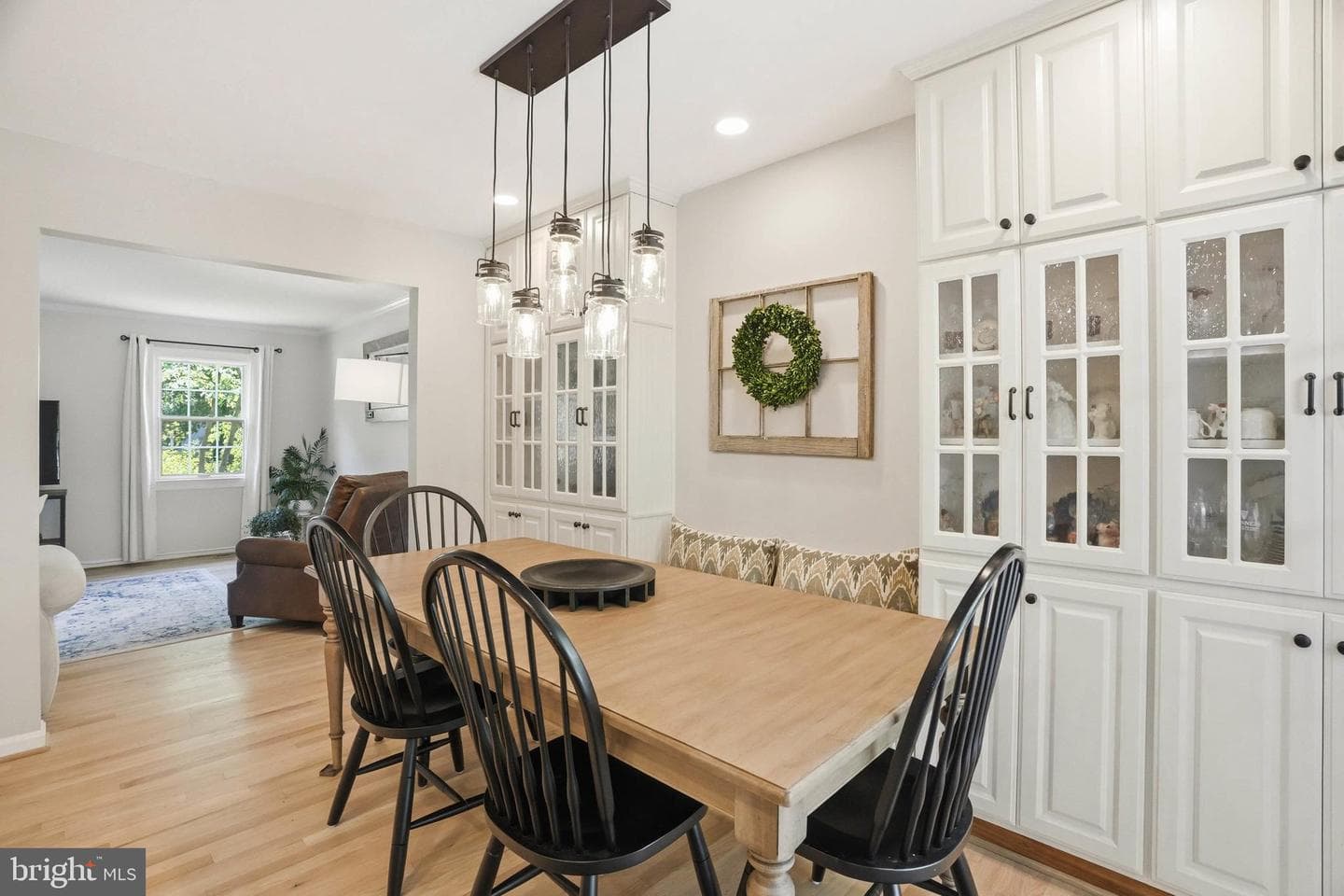 602 Bay Hills Drive photo 12