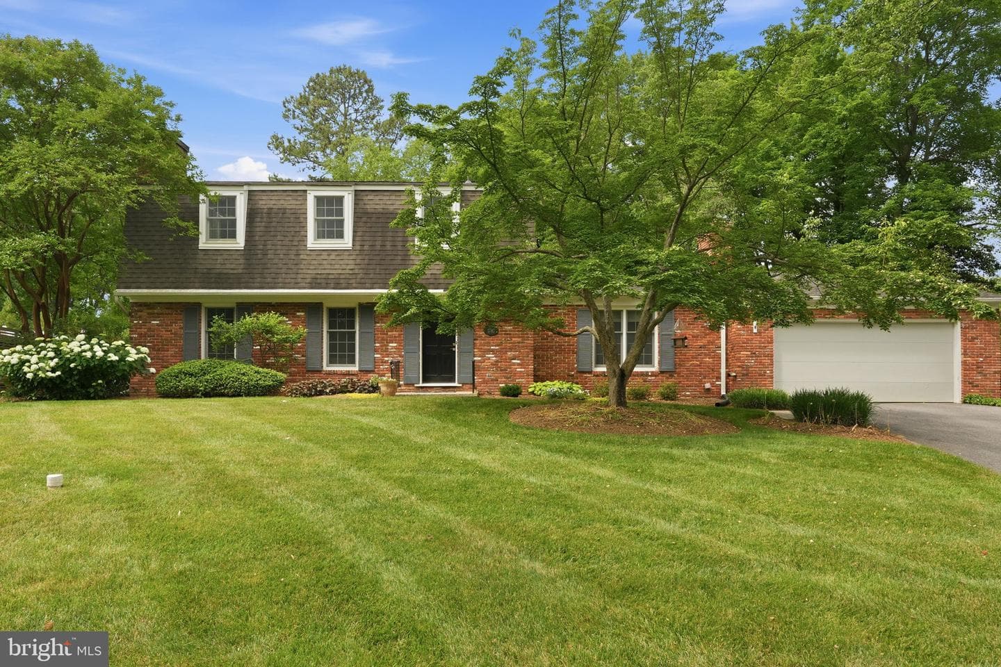 1740 Long Green Drive photo 2