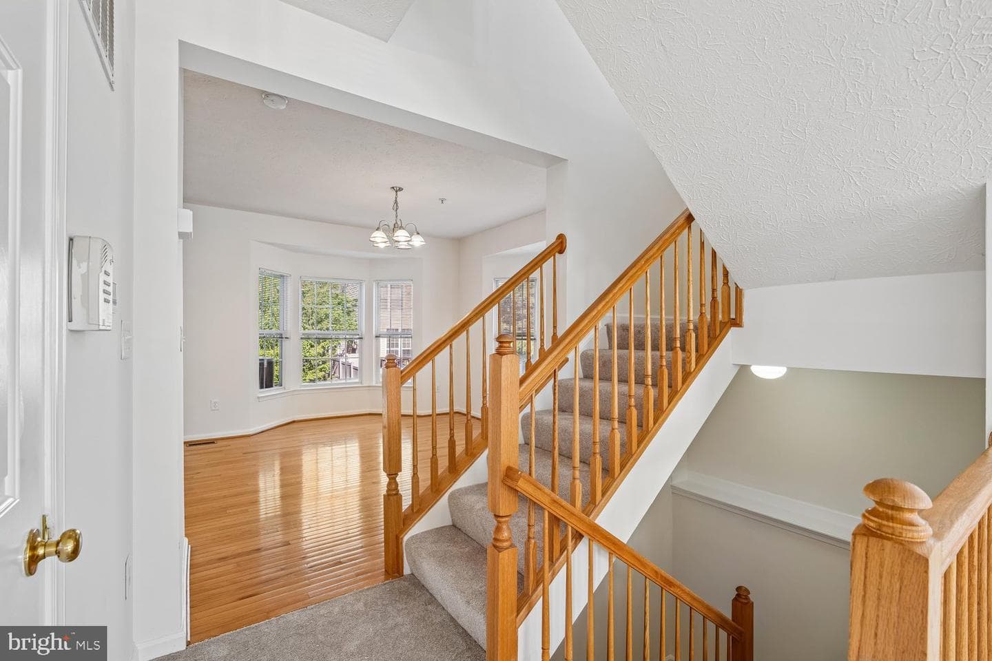 2426 Knapps Way photo 13