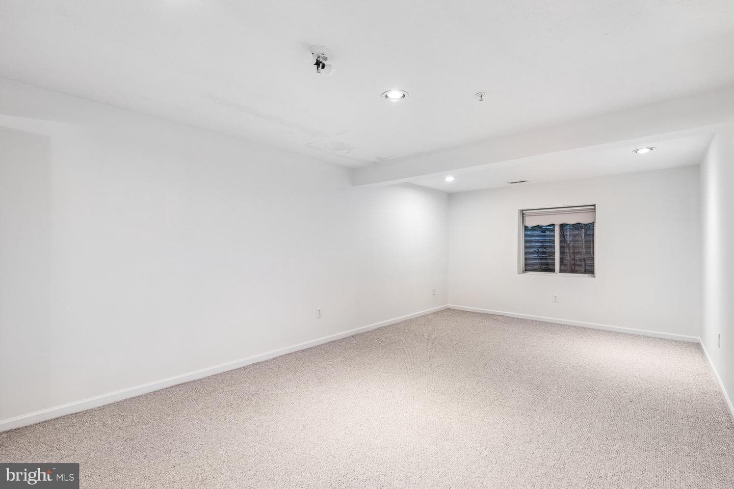 2426 Knapps Way photo 48