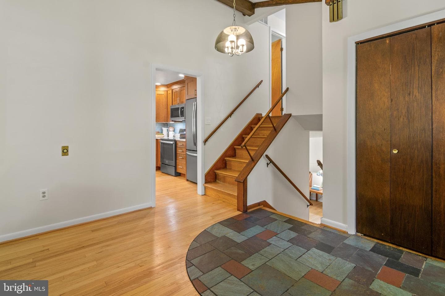 1123 Chinaberry Lane photo 7