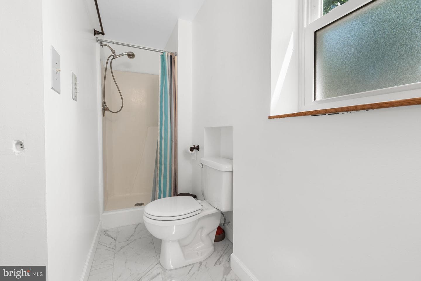 2535 Symphony Lane photo 32