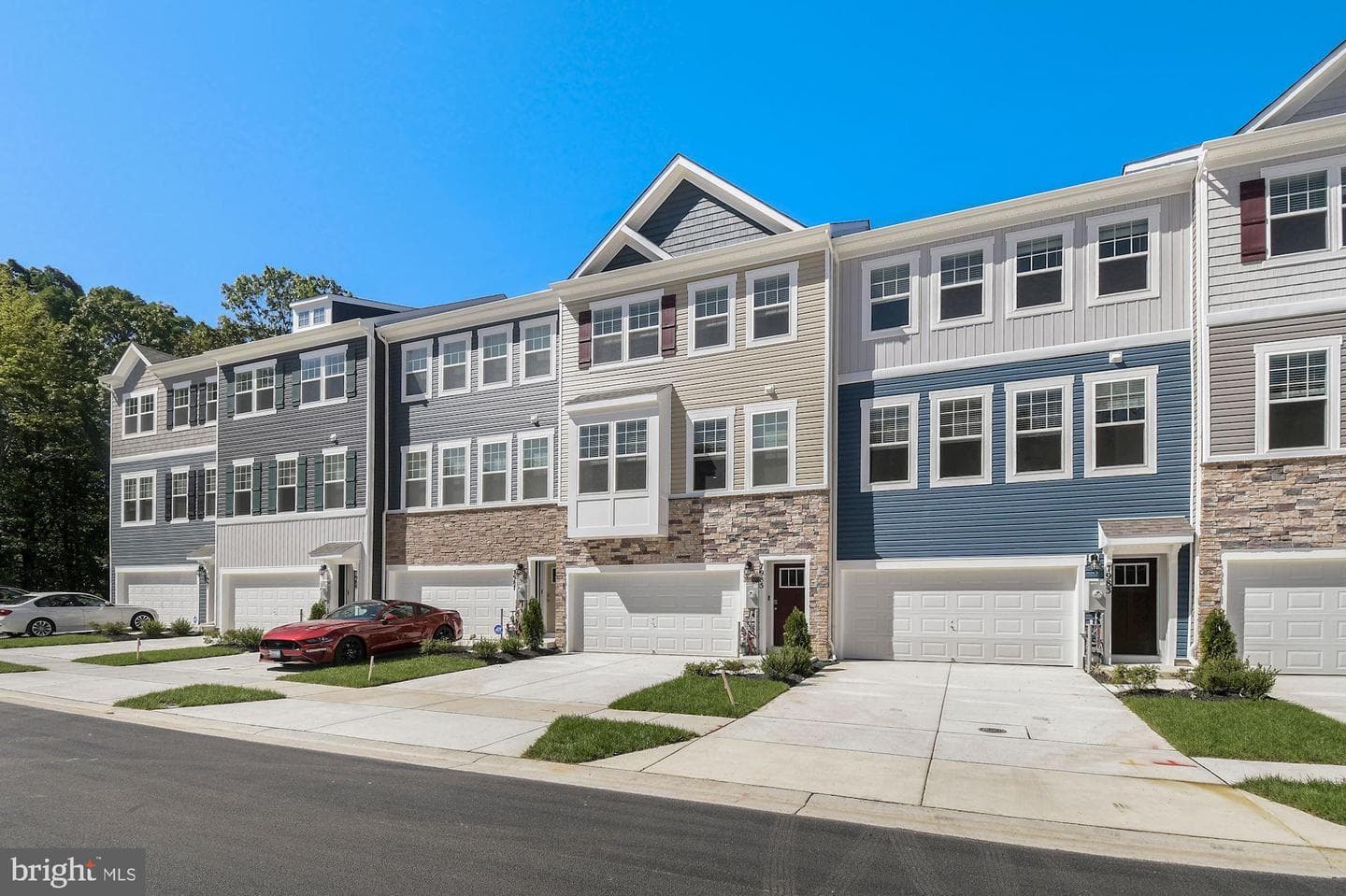 7985 Patterson Way, Hanover