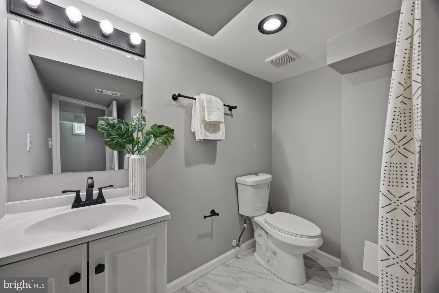 183 Kenwood Road photo 28