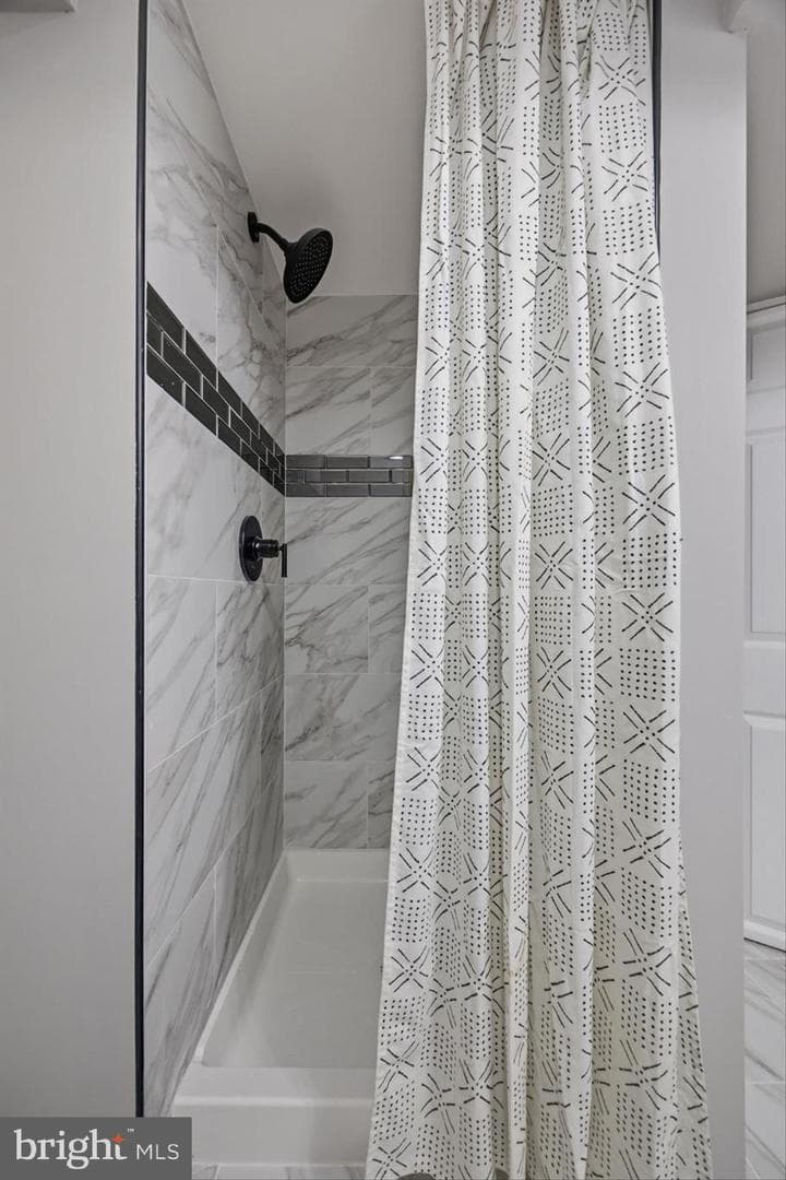 183 Kenwood Road photo 29