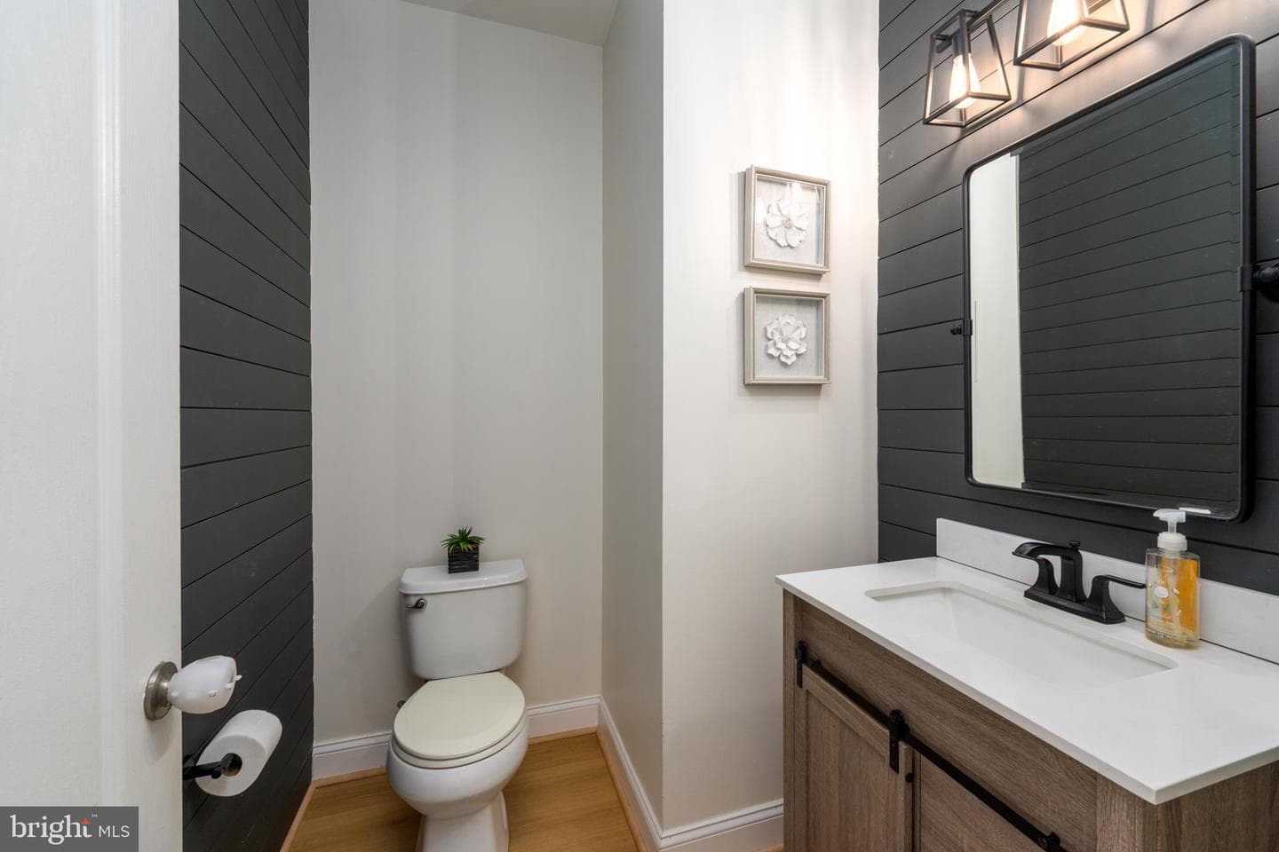 8473 Winding Trail photo 12