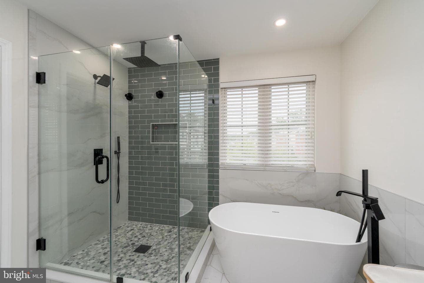 8473 Winding Trail photo 16