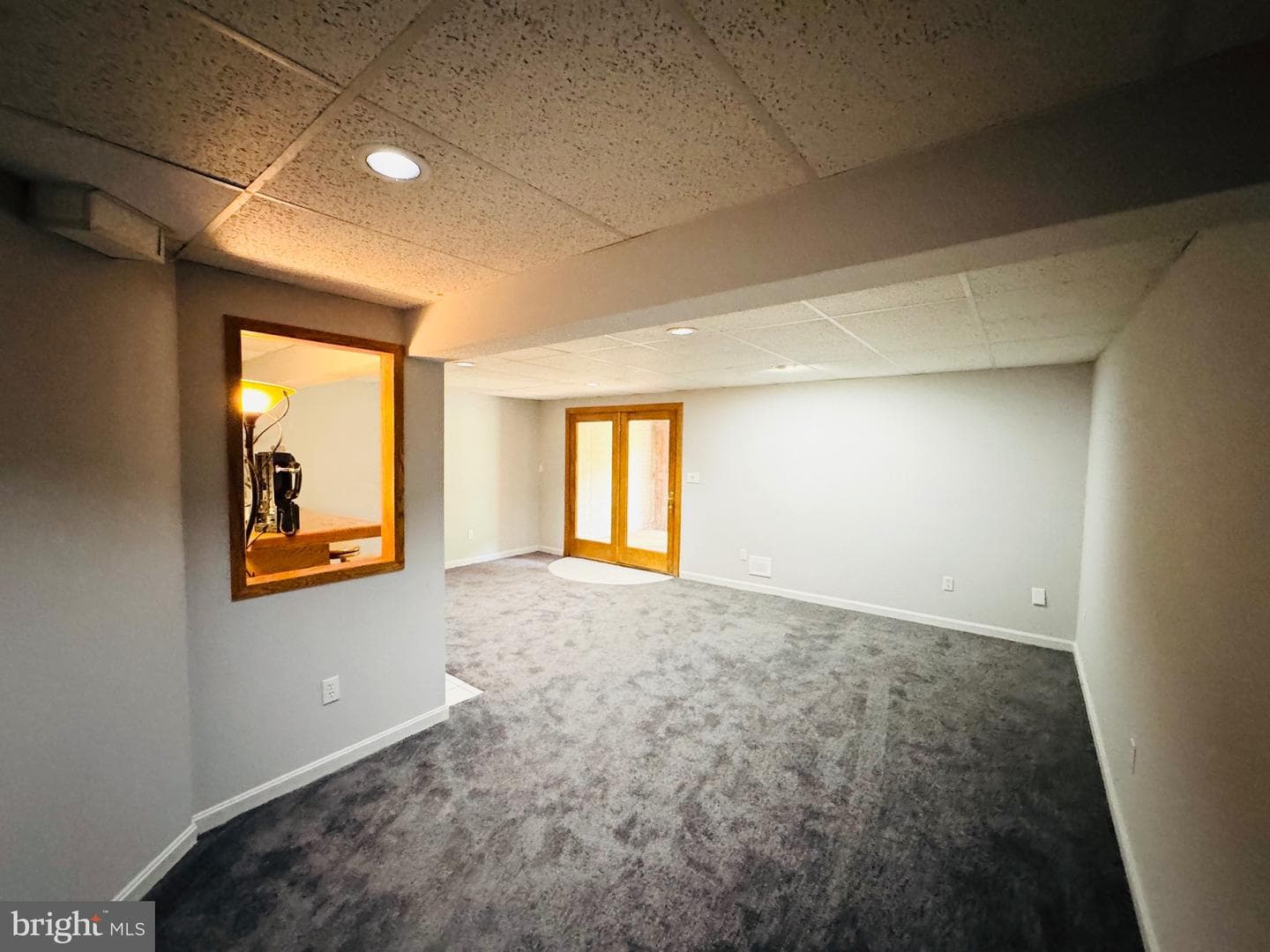 421 Peach Court photo 12