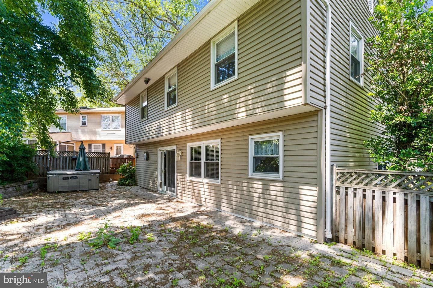 446 Fairford Court photo 31