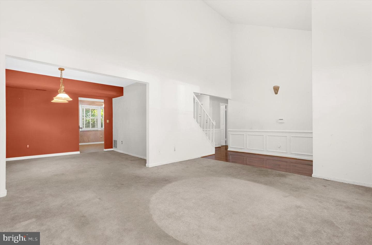 446 Fairford Court photo 6