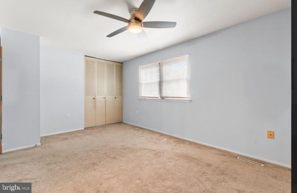 498 Valleywood Road photo 9