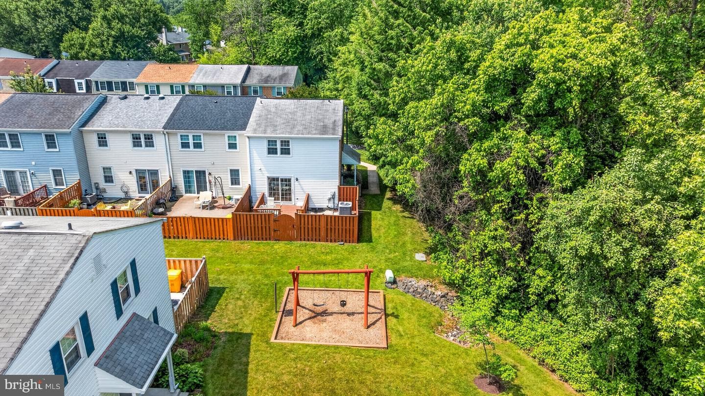 1842 Aberdeen Circle photo 36