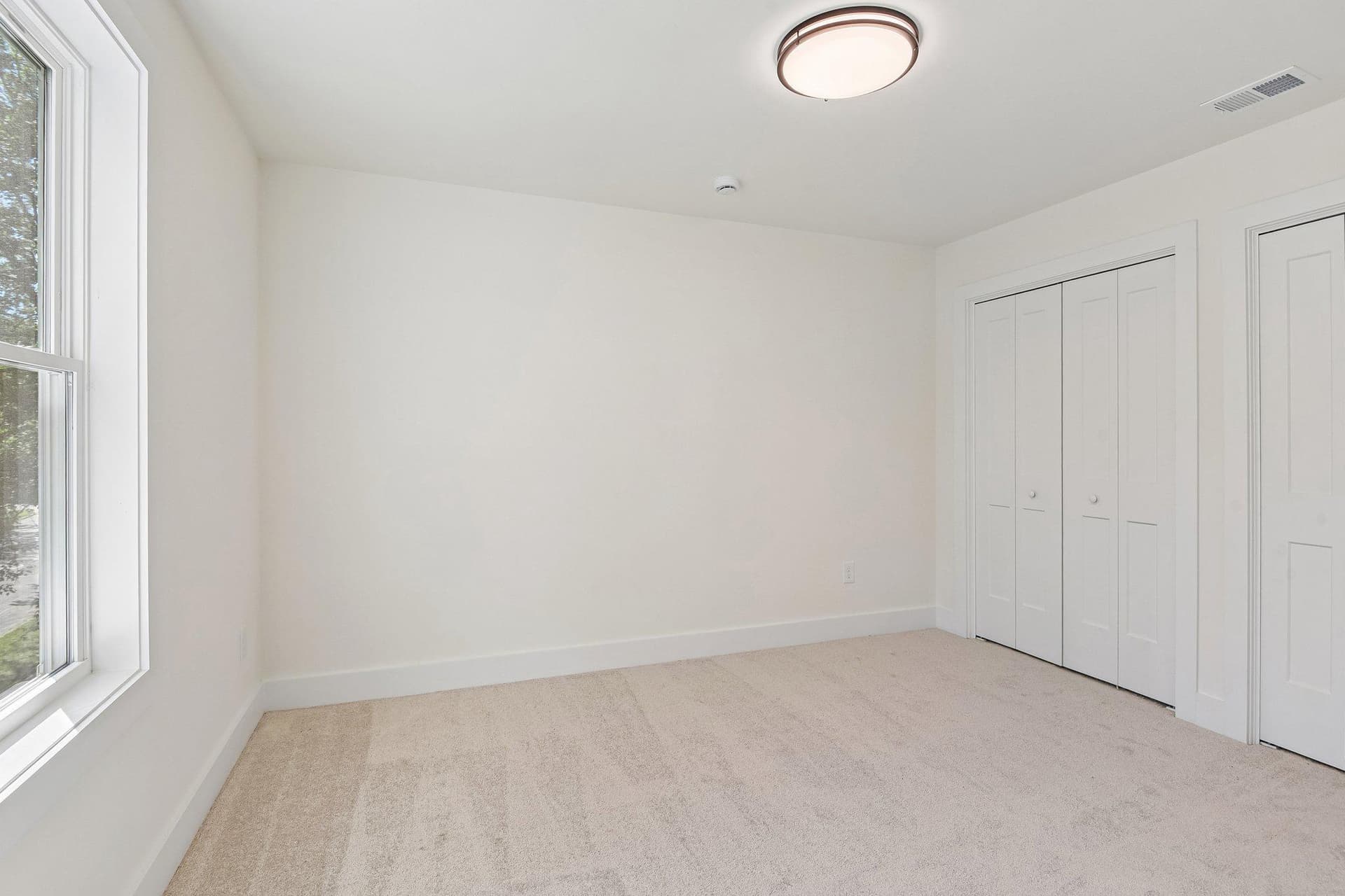 84b Kennedy Drive photo 16