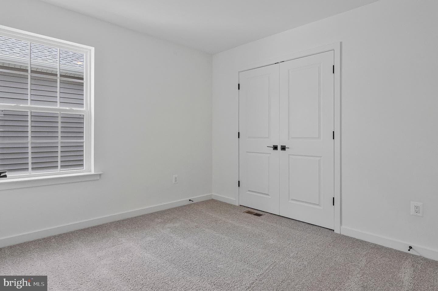 5721 Howard Drive photo 25