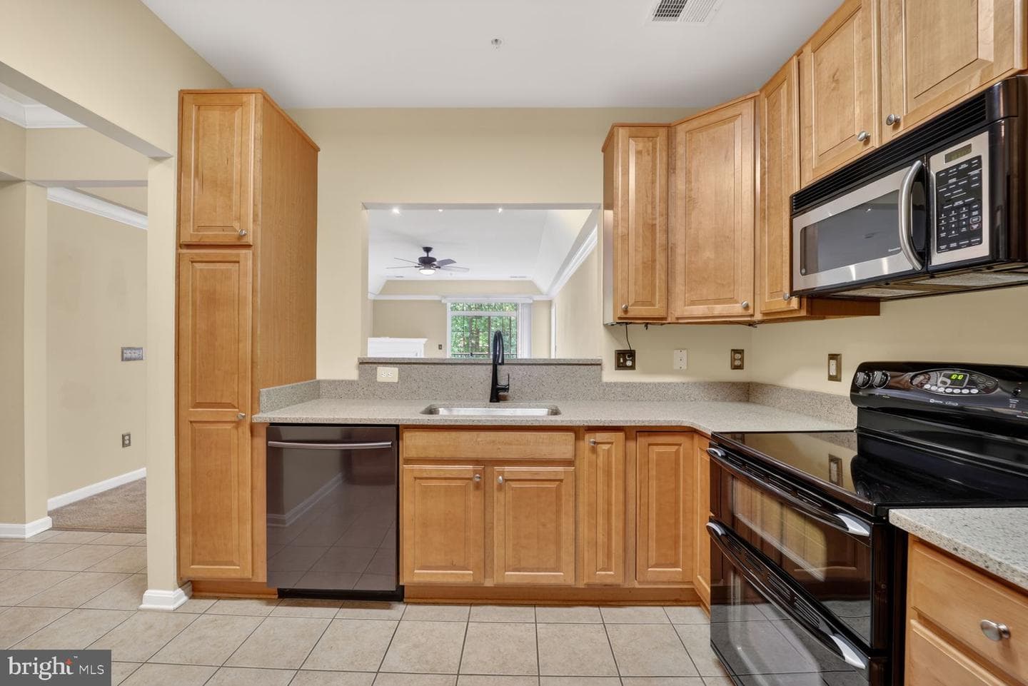 8615 Wandering Fox Trail #305 photo 5